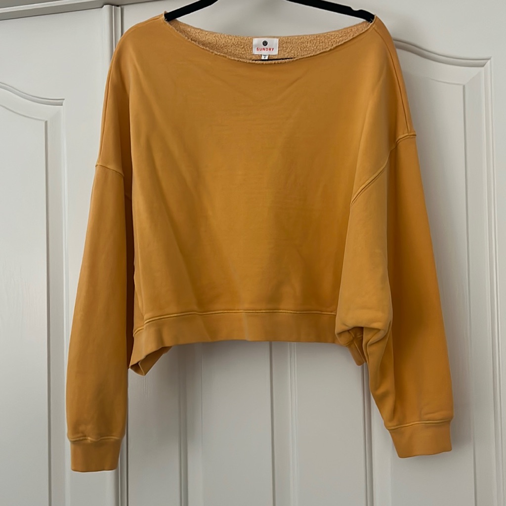 Cropped Yellow Pullover